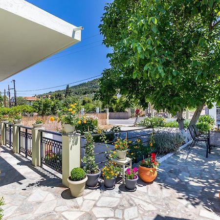 Casa Mia - 5 Min From Stafilos Beach Skopelos Town Exterior photo